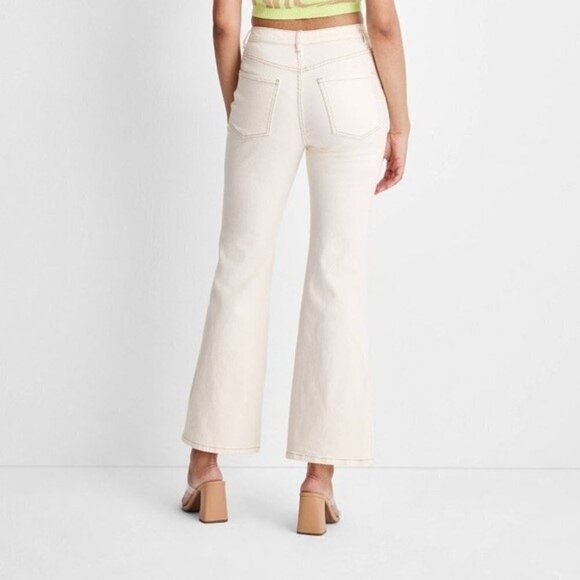 St John Sport Jean Creamy Ankle Length Flare/Boot Leg Zip Fly Classic Denim - Picture 2 of 13